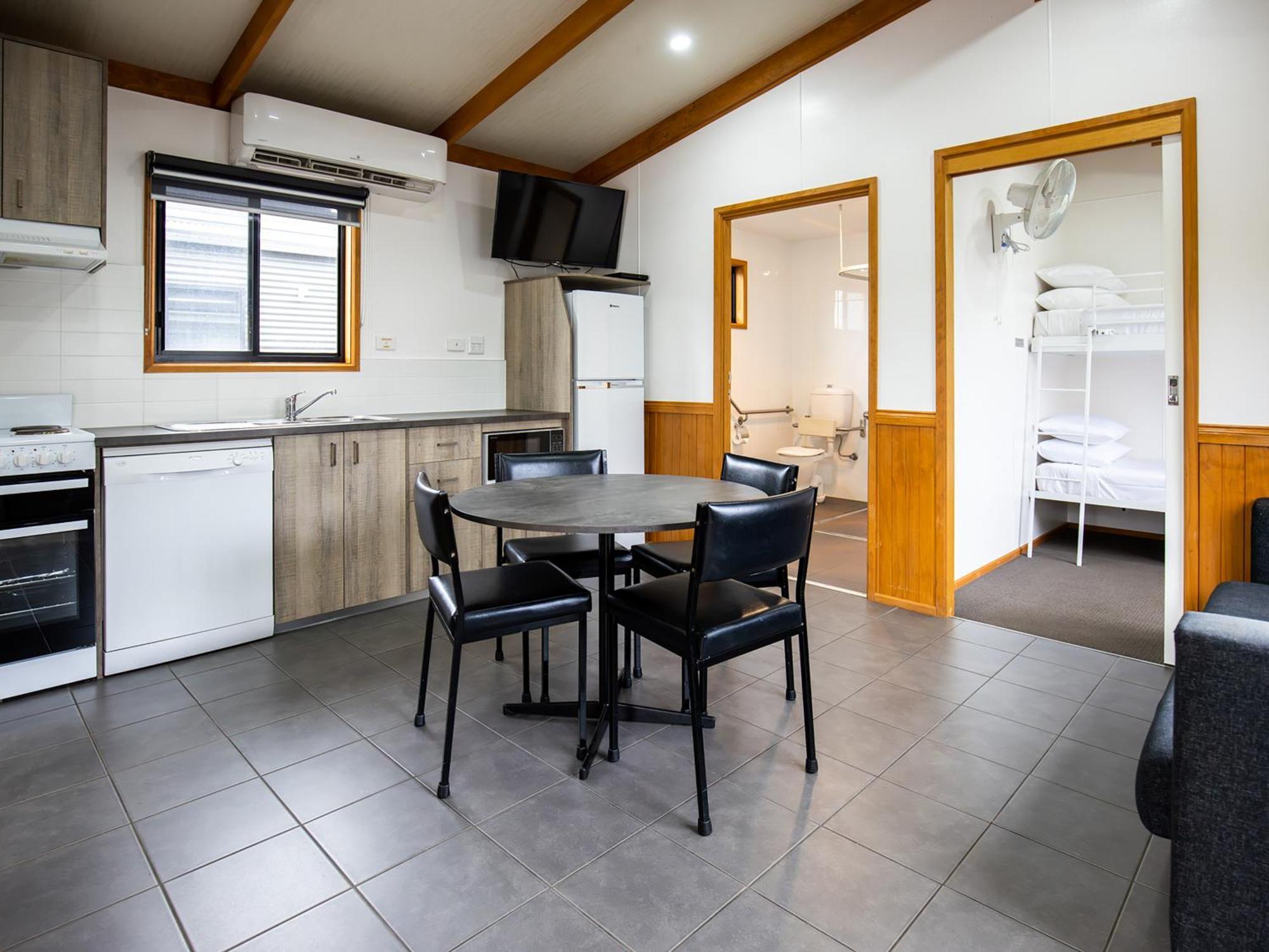 Nrma Ballarat Holiday Park Quarto foto